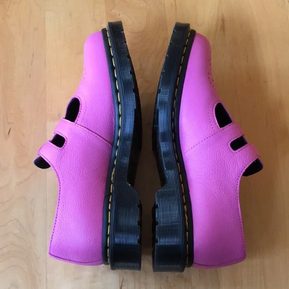 Dr. Martens 8065 Virginia Leather Mary Jane Shoes - Picture 9 of 16